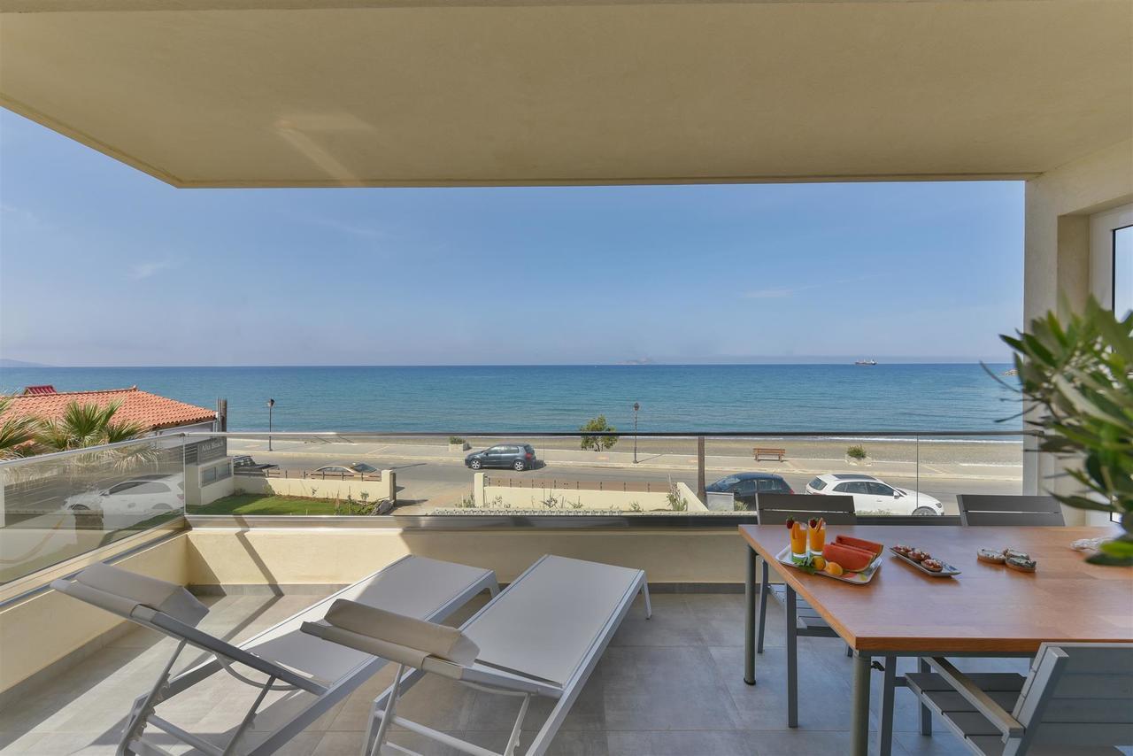 Rodia Beach Suites Kokkinos Pirgos Buitenkant foto