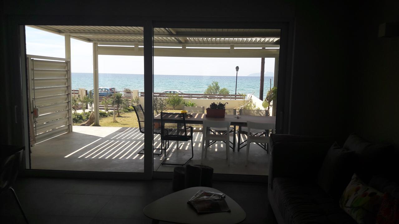 Rodia Beach Suites Kokkinos Pirgos Buitenkant foto