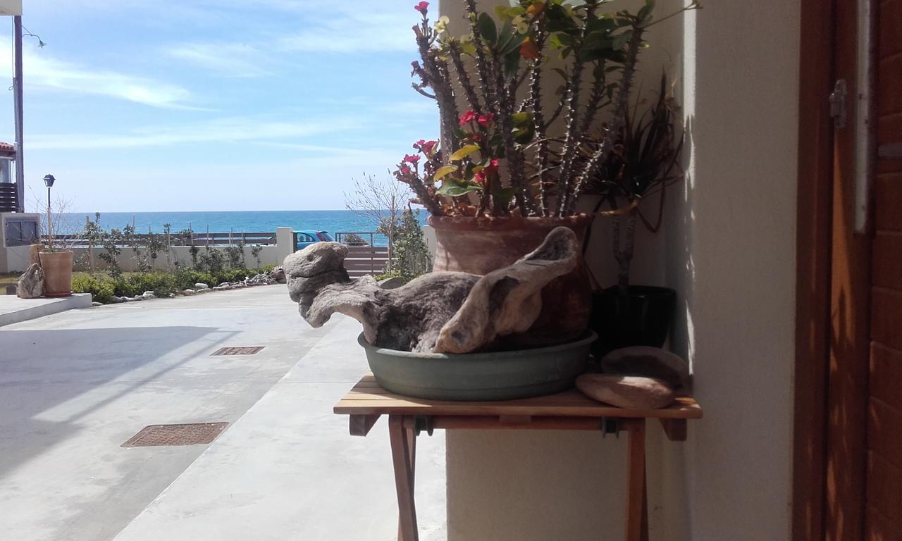 Rodia Beach Suites Kokkinos Pirgos Buitenkant foto